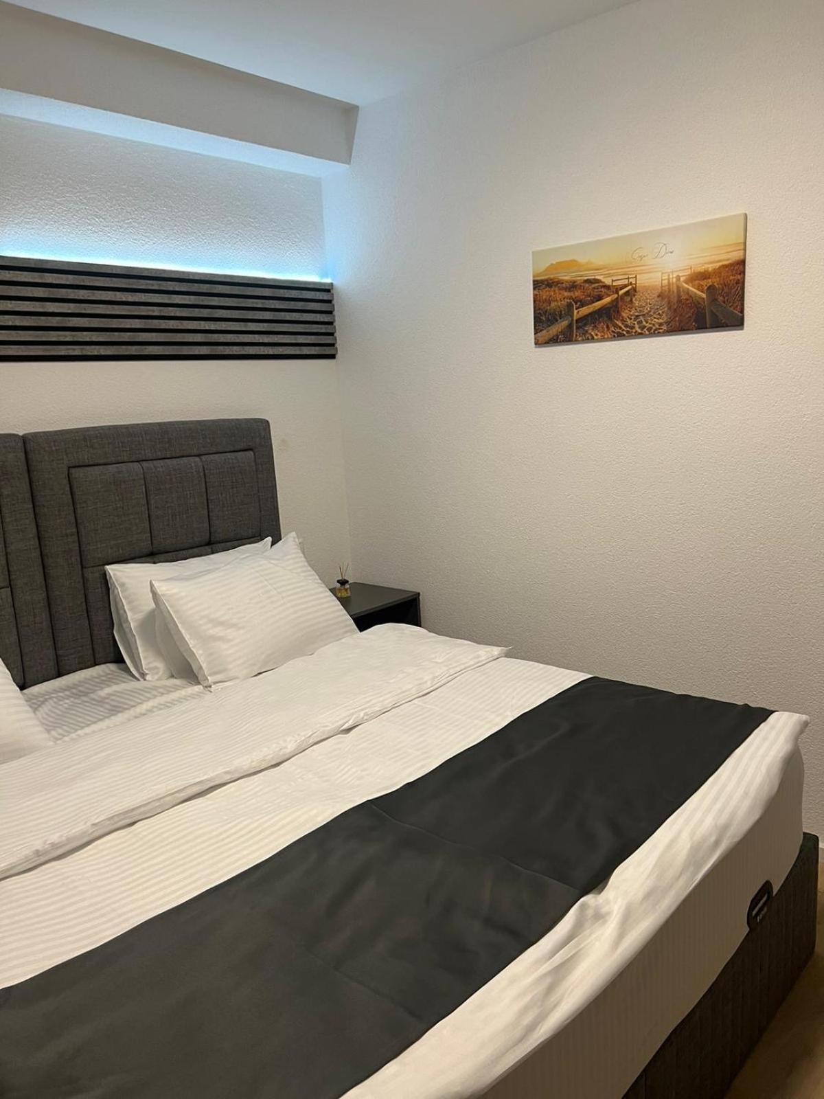 Dido Diamond Hotel 디에첸바흐 외부 사진