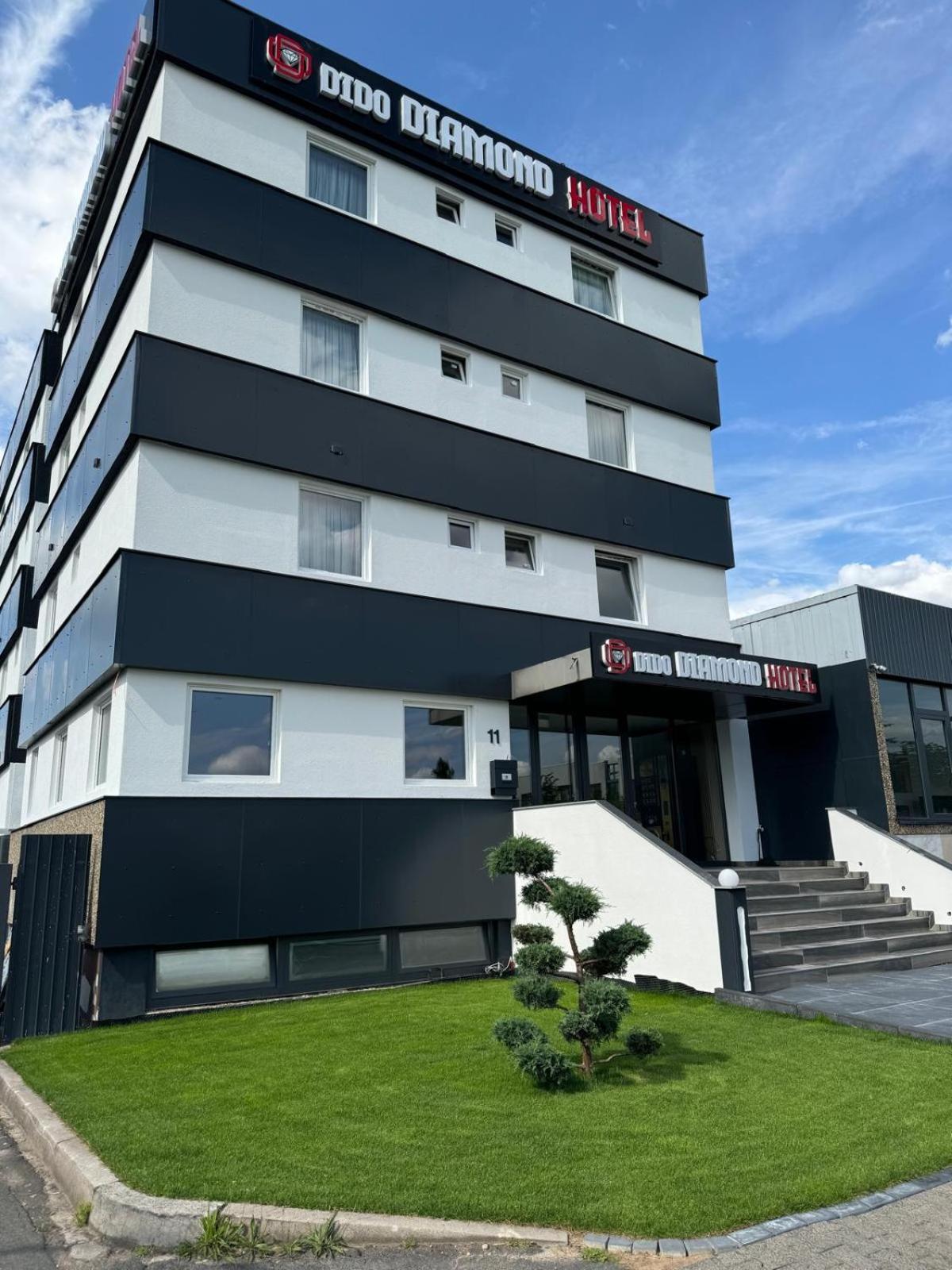 Dido Diamond Hotel 디에첸바흐 외부 사진